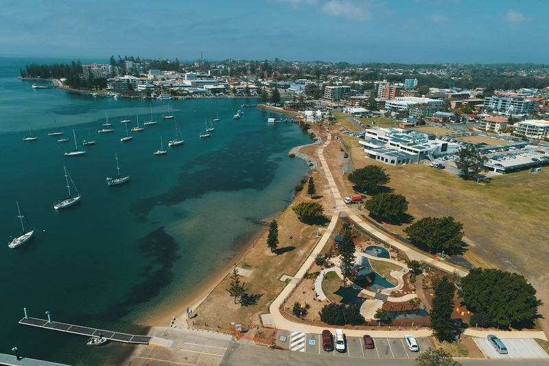 Vận tải hàng không từ Việt Nam đến Port Macquarie