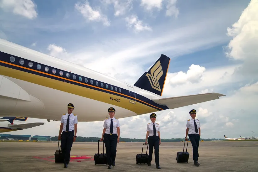 Trang phục của tiếp viên hàng không Singapore Airlines