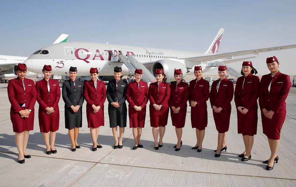 Trang phục của tiếp viên hàng không Qatar Airways