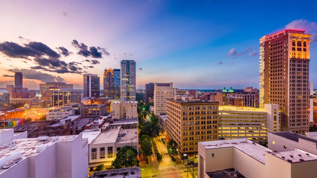 Vận tải đường hàng không từ Alabama về Hà Nội