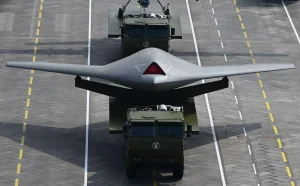 UAV Trung Quốc Bay 24 Giờ Liên Tục Tầm Hoạt Động 3000 KM
