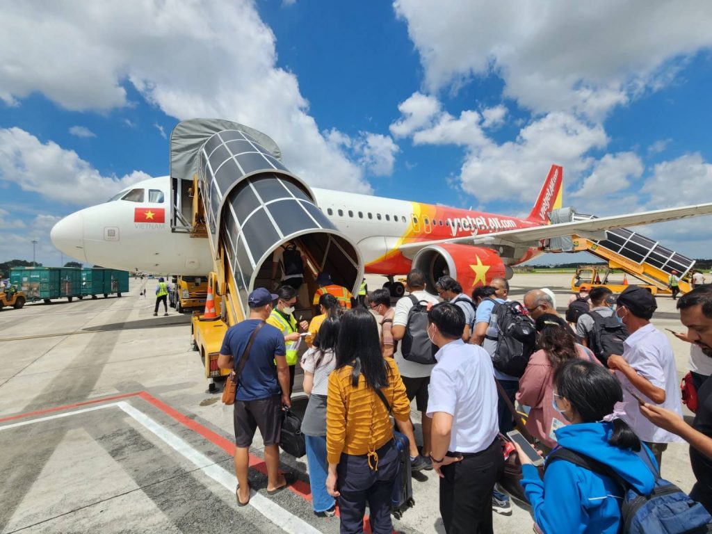Đưa Các Quy Định Mới Của Luật Hàng Không Dân Dụng Đi Vào Cuộc Sống
