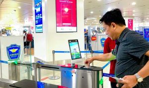 Sân bay Nội Bài bổ sung kiosk sinh trắc học, tăng thời gian hỗ trợ hành khách