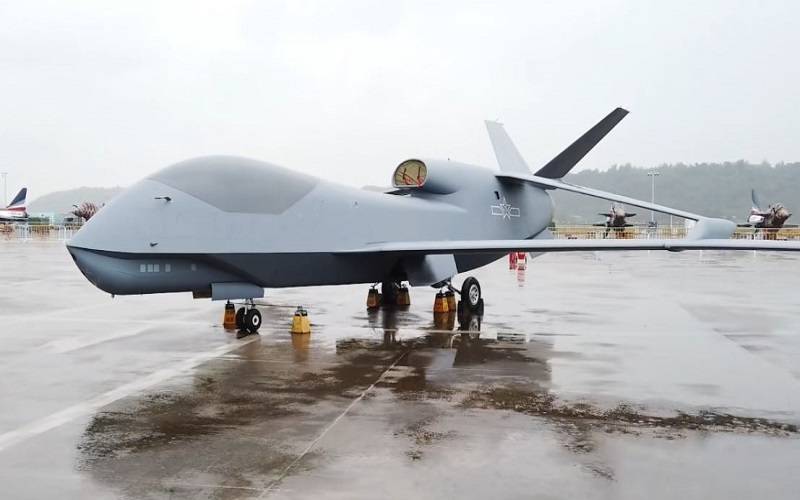 Trung Quốc Thử Nghiệm Thành Công UAV Dân Sự Bay 24 Giờ Liên Tục