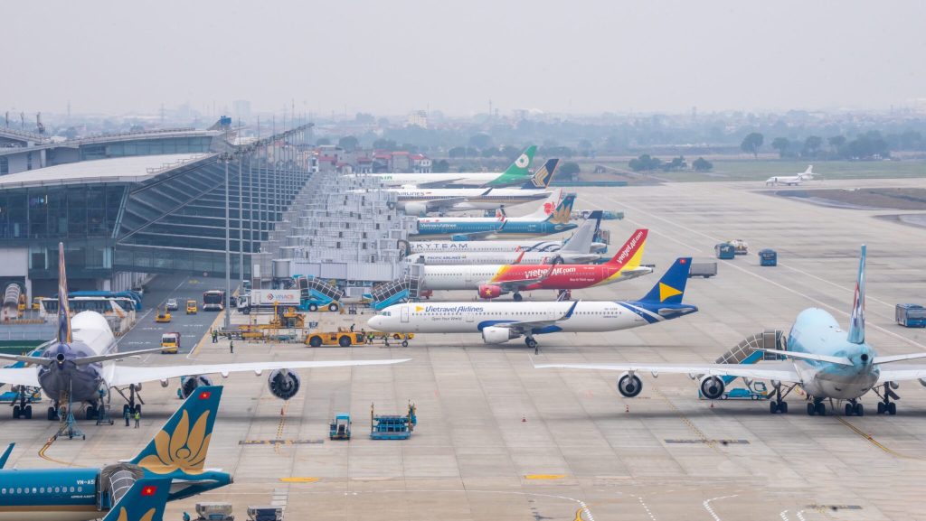 Bài Toán Điều Hành Bầu Trời Trước Sức Ép Nghìn Chuyến Bay Mỗi Ngày