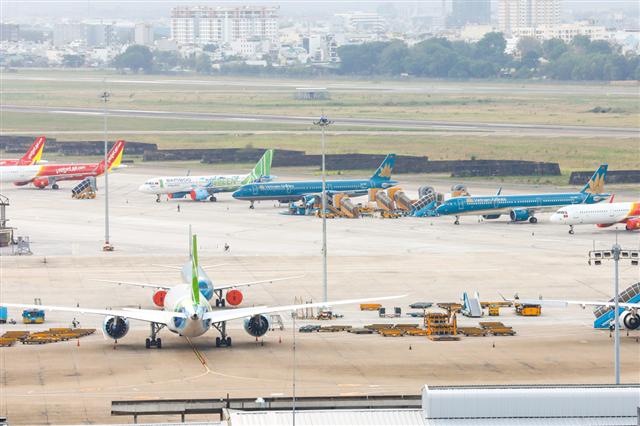Từ Sân Bay, Cảng Biển Đến Trung Tâm Dữ Liệu: Đừng Để Khát Vọng Địa Phương Làm Mờ Lợi Thế Quốc Gia
